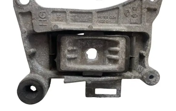 Renault Megane III Gearbox mounting bracket 112206677R