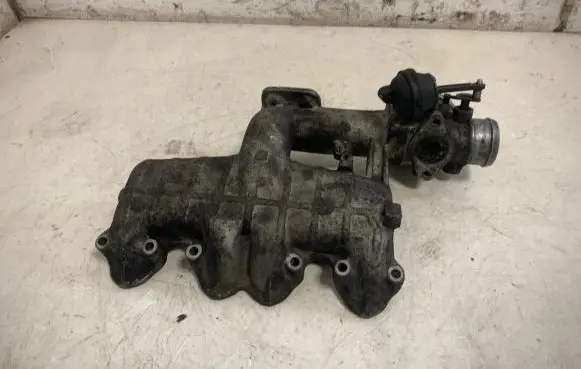 Volkswagen Sharan Intake manifold 038129713
