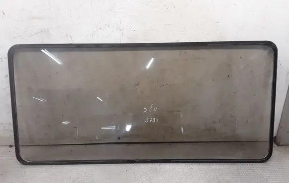 Mercedes-Benz Sprinter W901 W902 W903 W904 Side middle window/glass 
