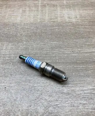 Peugeot 206+ Spark plug 22CM1