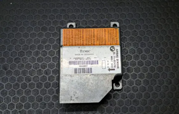 BMW 5 E39 Airbag control unit/module 65778374799