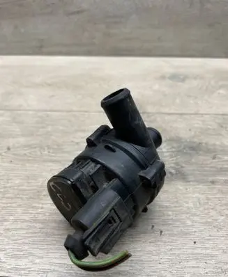 Mercedes-Benz CLS C219 Electric auxiliary coolant/water pump A2118350364 0392023000