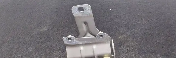 Dacia Lodgy Fender mounting bracket 631452390R