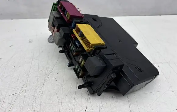Mercedes-Benz E AMG W212 SAM control unit 2129009622