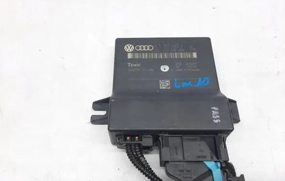 Audi Q7 4L Gateway control module 4L0907468A