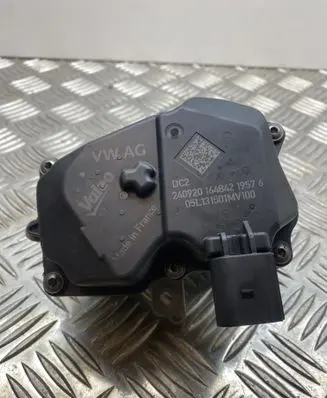 Volkswagen Golf VIII EGR valve 05L131501M