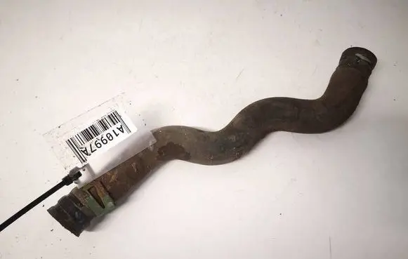 Volkswagen PASSAT B3 Engine coolant pipe/hose 