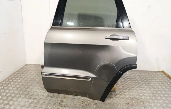 Rear door
