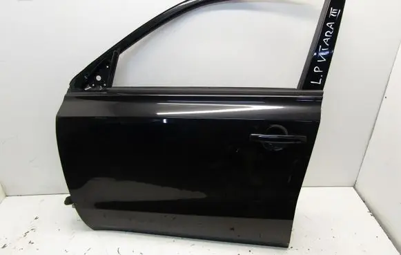 Suzuki Vitara (LY) Front door 1539