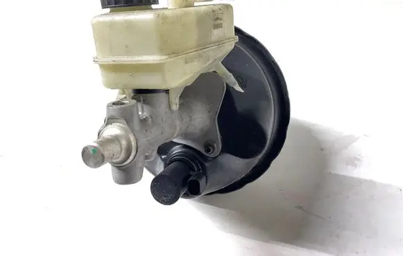 Mercedes-Benz CLK A209 C209 Brake booster A0054305030 03784921024