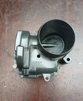 Peugeot 207 CC Throttle valve 757438080 A2C53252163
