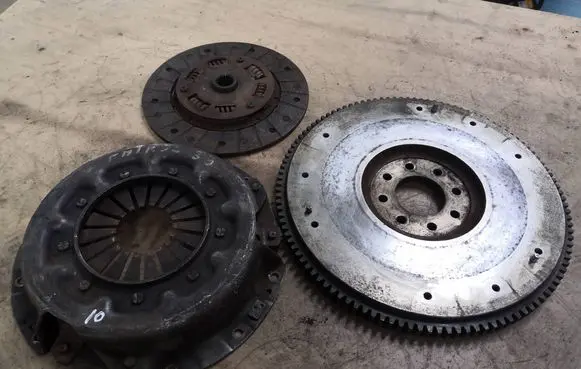 Nissan Patrol 260 Clutch set kit 12310C6800