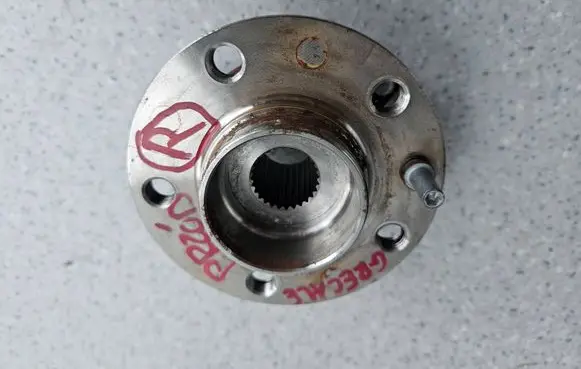 Maserati Grecale Front wheel bearing hub PIASTLOZ
