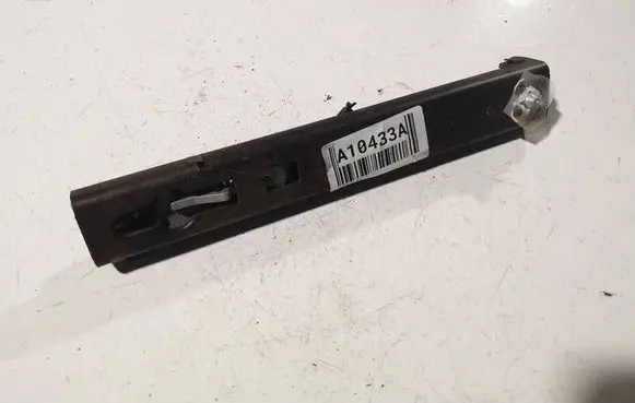 Peugeot 407 Seat belt adjustment rail 