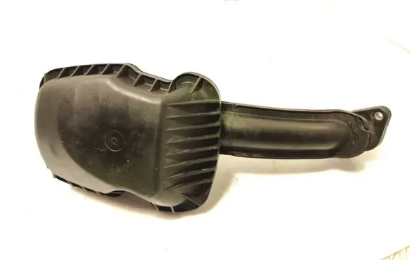 Intake resonator