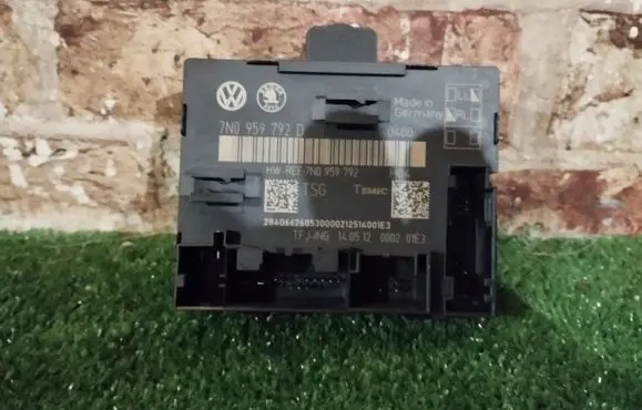 Skoda Yeti (5L) Door control unit/module