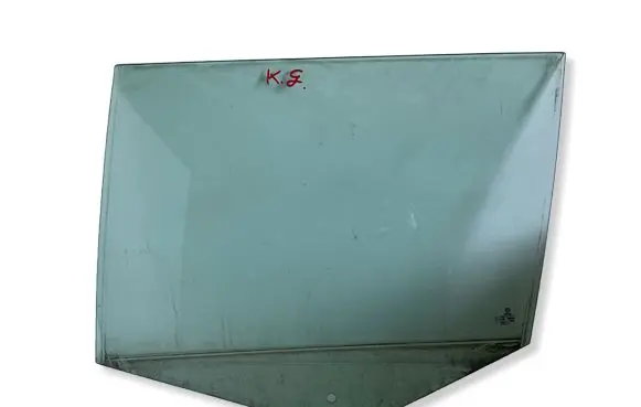 Volkswagen Golf VI Rear door window glass 43R004584 E000266
