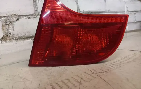 Audi A4 S4 B7 8E 8H Tailgate rear/tail lights 8E9945094