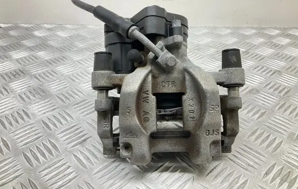 Volkswagen Tiguan Rear brake caliper 3Q0615406M