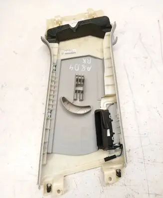 (B) pillar trim (top)