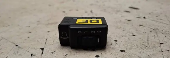 Opel Corsa B Headlight level height control switch 005908