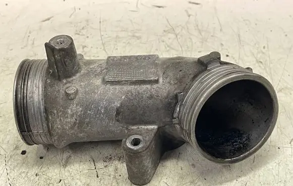 Volvo XC70 Intercooler hose/pipe 08631938