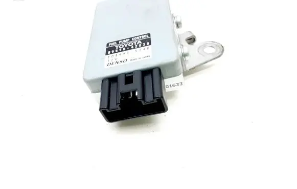 Toyota RAV 4 (XA40) Fuel injection pump control unit/module 8957042030