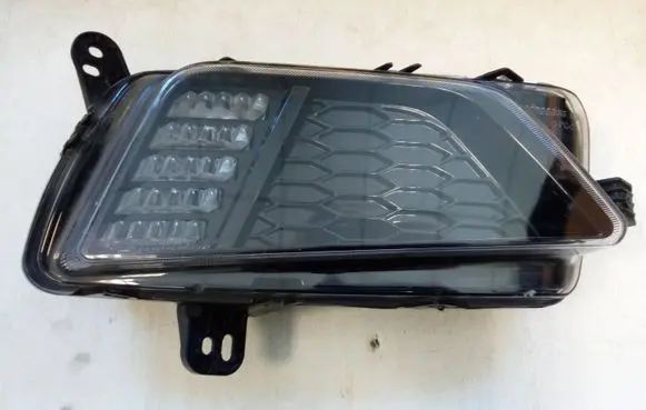 Volkswagen Polo VI Front fog light 2G0941662B