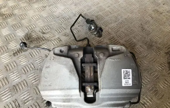 Audi A4 S4 B9 Front brake caliper 8W05DF