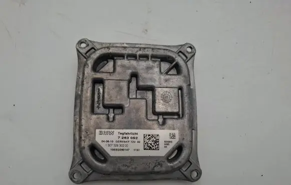 BMW 3 E92 E93 Headlight ballast module Xenon 7263052 130732930200 10eeg090147