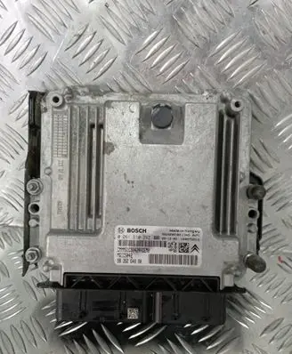 Opel Grandland X Engine control unit/module 9826206480 1039T50916