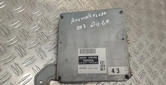 Toyota Avensis Verso Engine control unit/module 8966144300