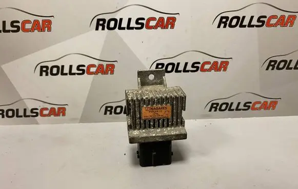 Peugeot 5008 Glow plug pre-heat relay 9663824880 AV6112A343BA