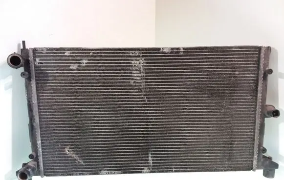 Ford Galaxy Coolant radiator 7M3121253B