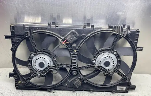 Opel Insignia A Coolant radiator 13426117