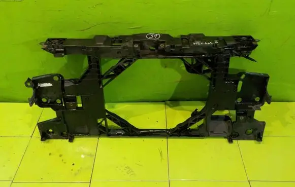 Renault Megane III Radiator support slam panel 752100004R KP186