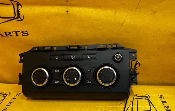 Land Rover Discovery 5 Climate control/heater control trim JY3214C239MA