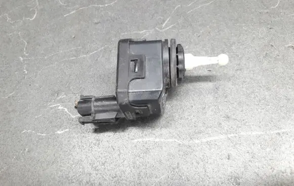 Ford Mondeo Mk III Headlight level adjustment motor 