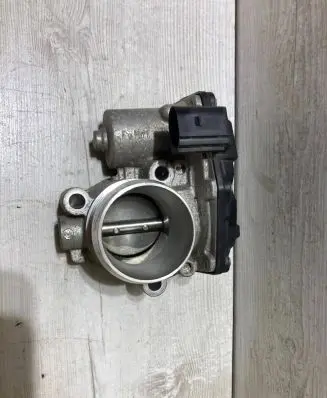 Ford Fiesta Electric throttle body valve cm5g-9f991-ga