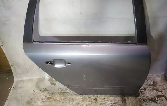 Rear door