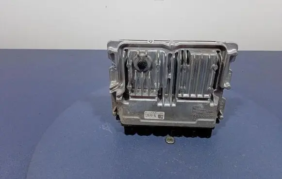 BMW X6 M Engine control unit/module ECU 9846813