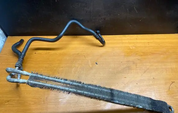 BMW 5 E39 Power steering radiator 1439109