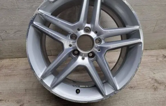 Mercedes-Benz C AMG W204 R17 alloy rim A2044018602