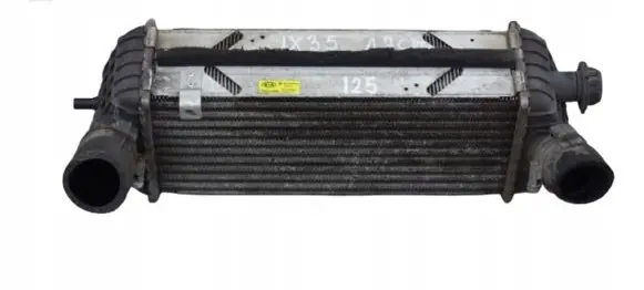 Hyundai ix35 Intercooler radiator 282702A850