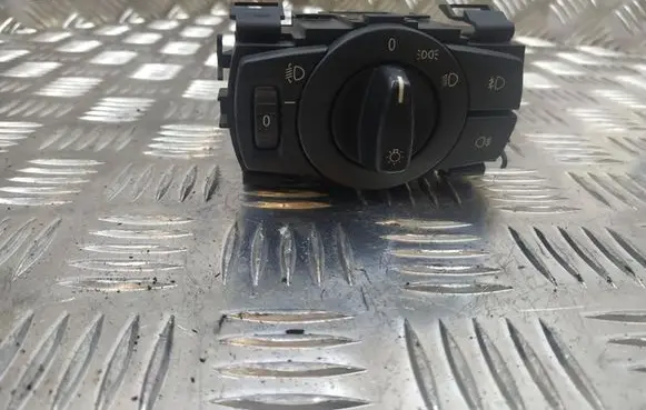 BMW 1 E81 E87 Light switch 6932794