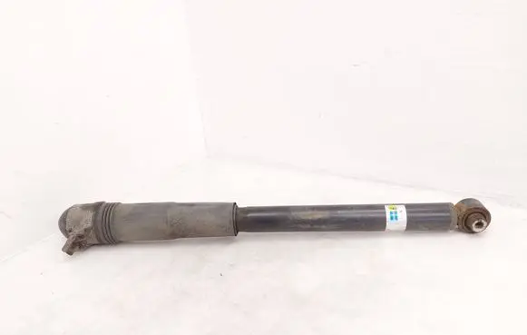 Volkswagen PASSAT B8 Rear shock absorber/damper 