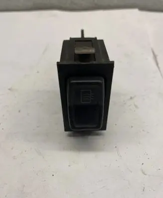 Fog light switch