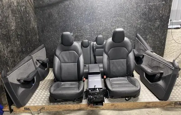 Tesla Model 3 Seat set 