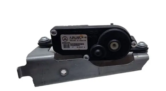 Mercedes-Benz R W251 Vent window/glass motor A2518201842