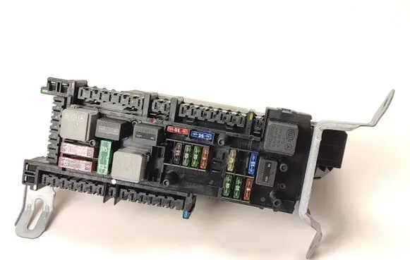 Mercedes-Benz E W212 SAM control unit 2129004122